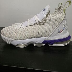Nike Kids White and Purple Sneakers